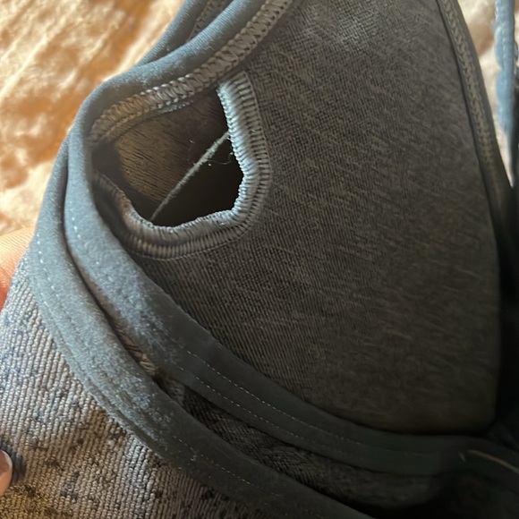 Like Brand New 2 small Gymshark sports bras - Picture 14 of 17